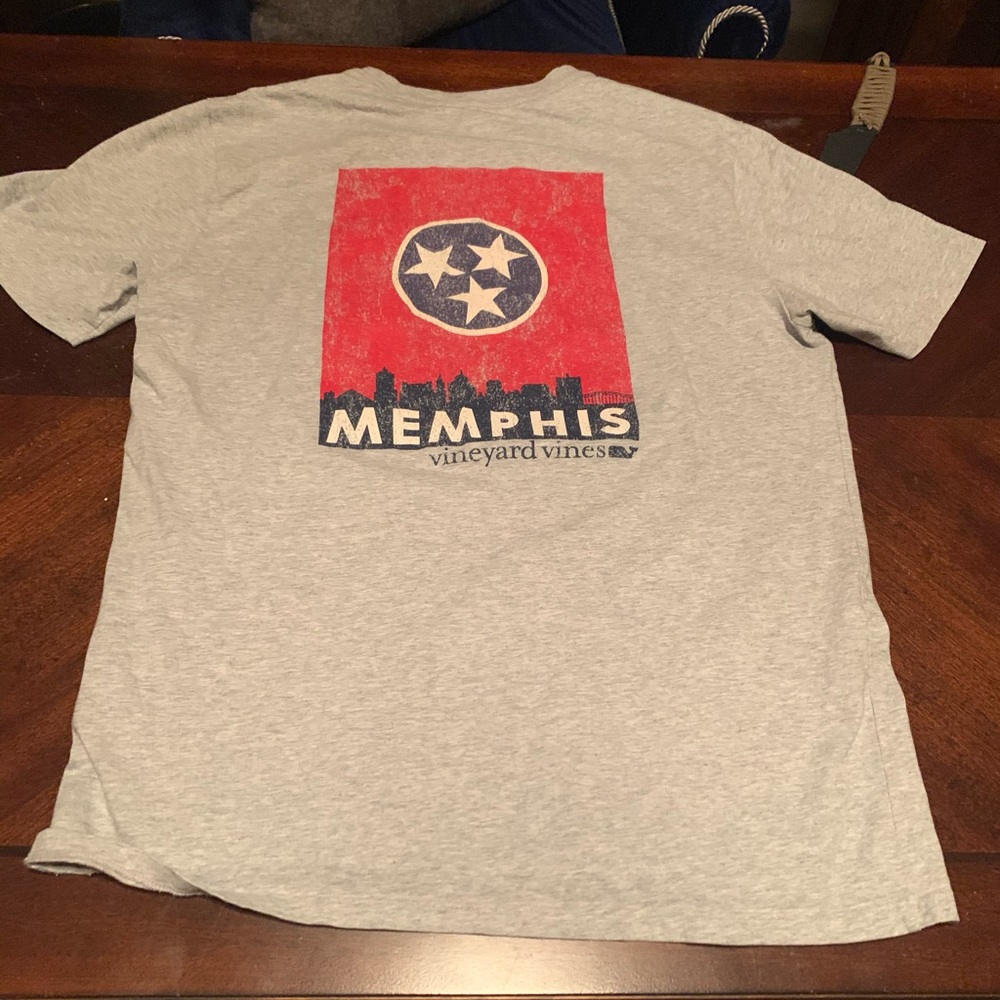Vineyard vines Memphis tee